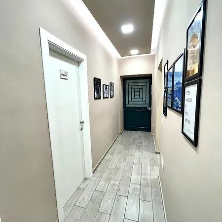 Valentine's House 4* Νάπολη