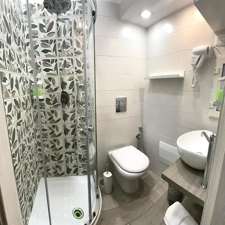 Valentine's House 4*