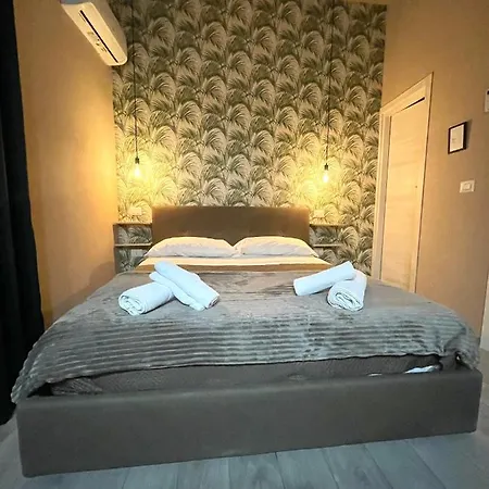 Bed and Breakfast Valentine's House