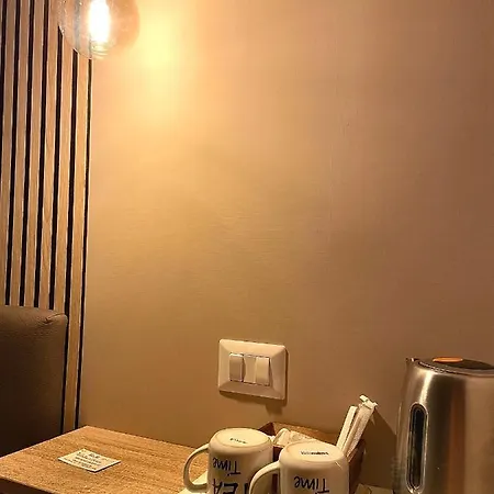 Valentine's House Bed & Breakfast *
