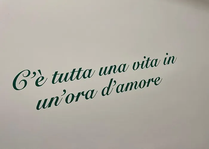 Bed & Breakfast Valentine's House